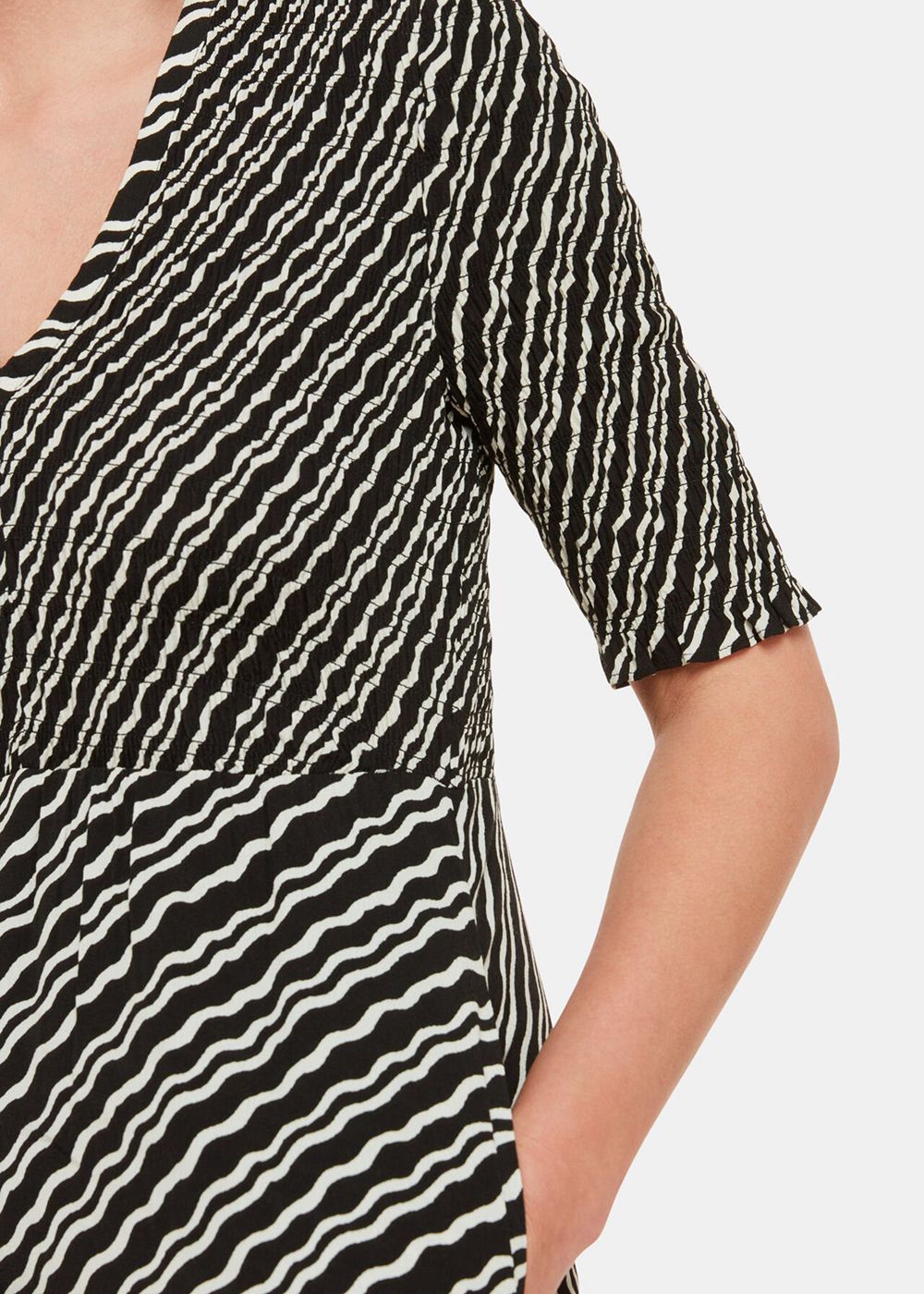 Whistles Diagonal Ripple Shirred Dress Black / Multicolor | US-58096RUCW