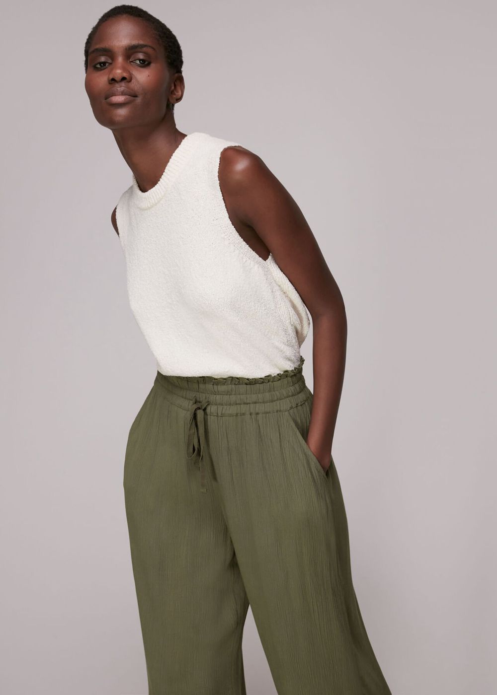 Whistles Textured Lightweight Pants Khaki | US-24930RETS