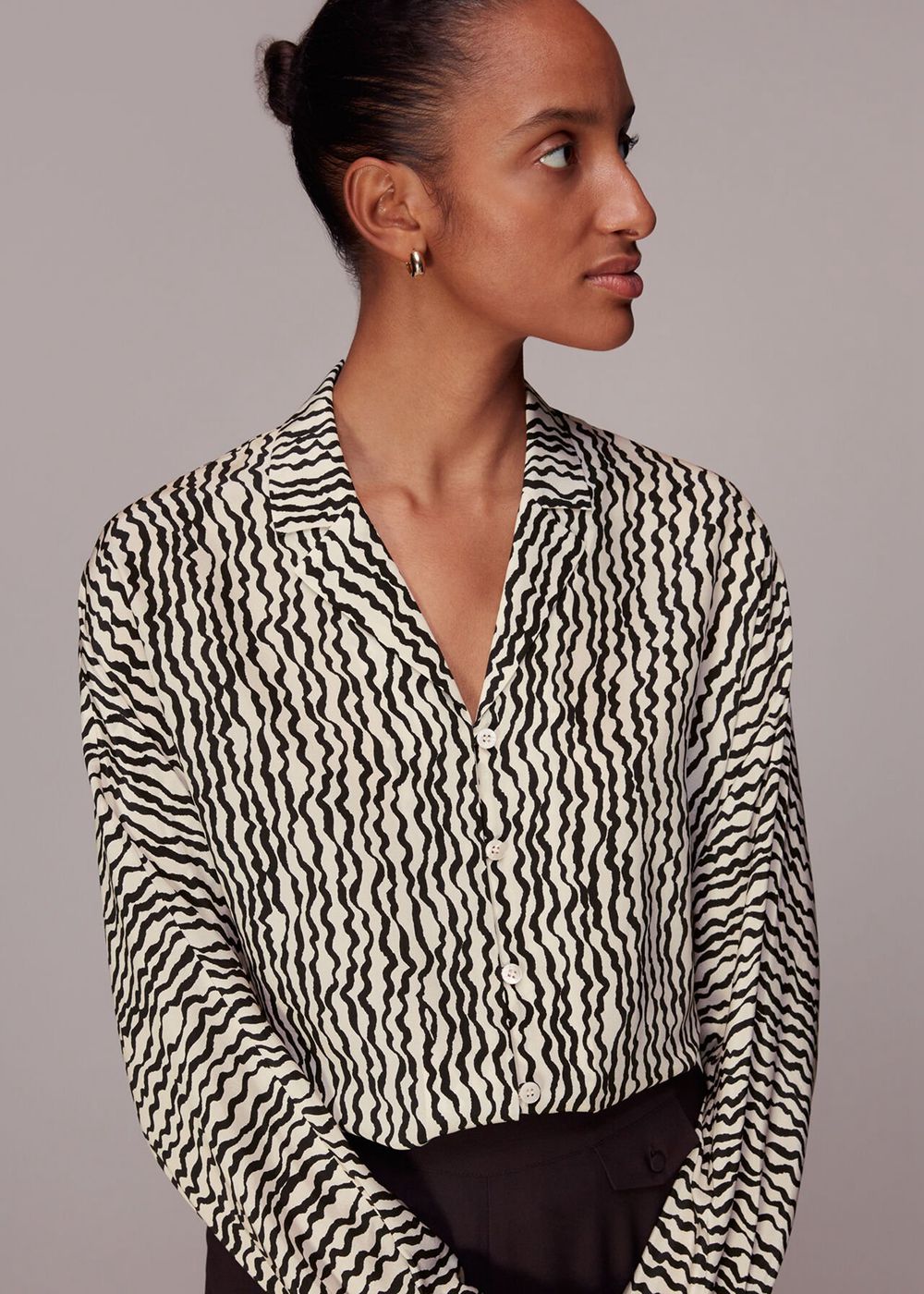 Whistles Wiggle Print Silk Shirts Black / White | US-96304ZJDS