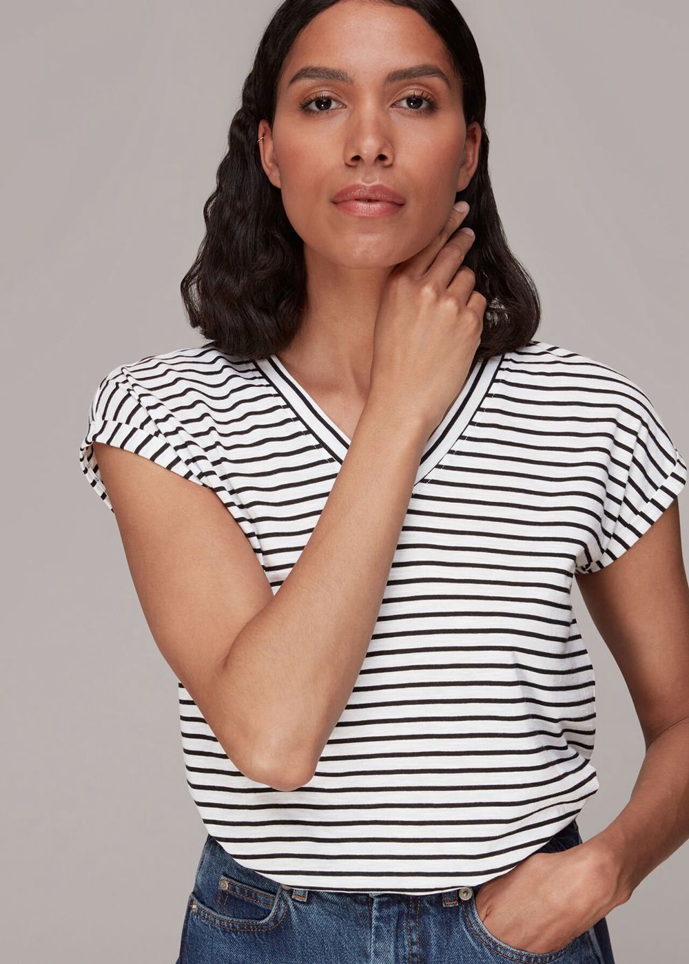 Whistles Willa Stripe V Neck T-Shirt Black / Multicolor | US-36750OETL